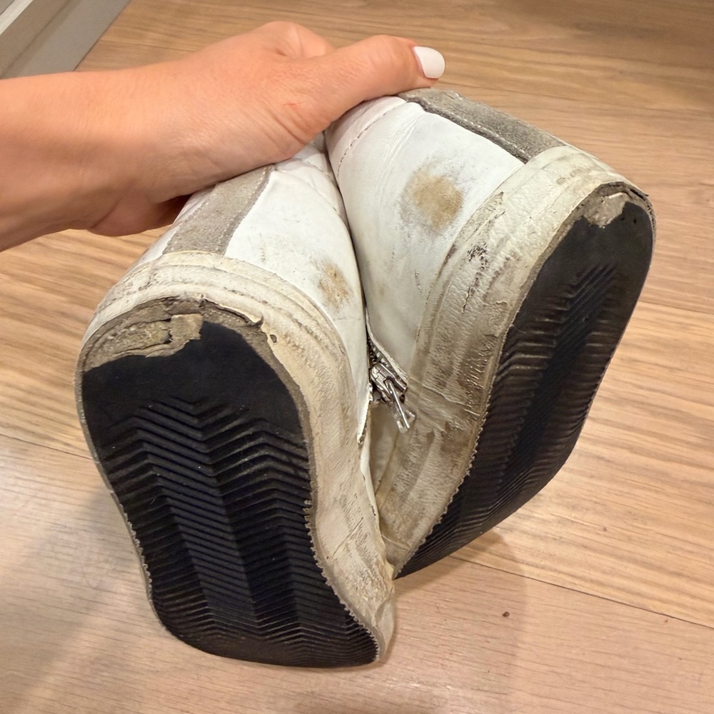 Golden Goose White and Gray Sneakers - Picture 5 of 5